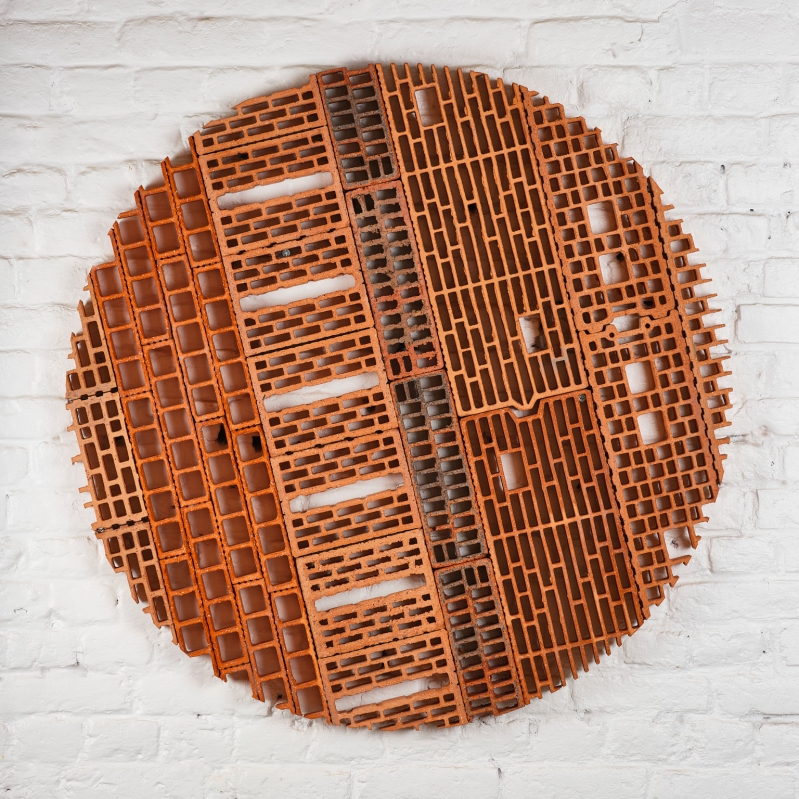 http://www.aurelienveyrat.com/files/gimgs/th-35_Aurélien-Veyrat_c_studio_b_helle-46bis.jpg