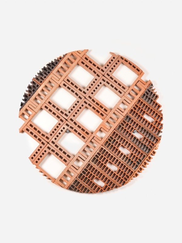 http://www.aurelienveyrat.com/files/gimgs/th-42_Aurélien Veyrat_c_studio_b_helle 6.jpg