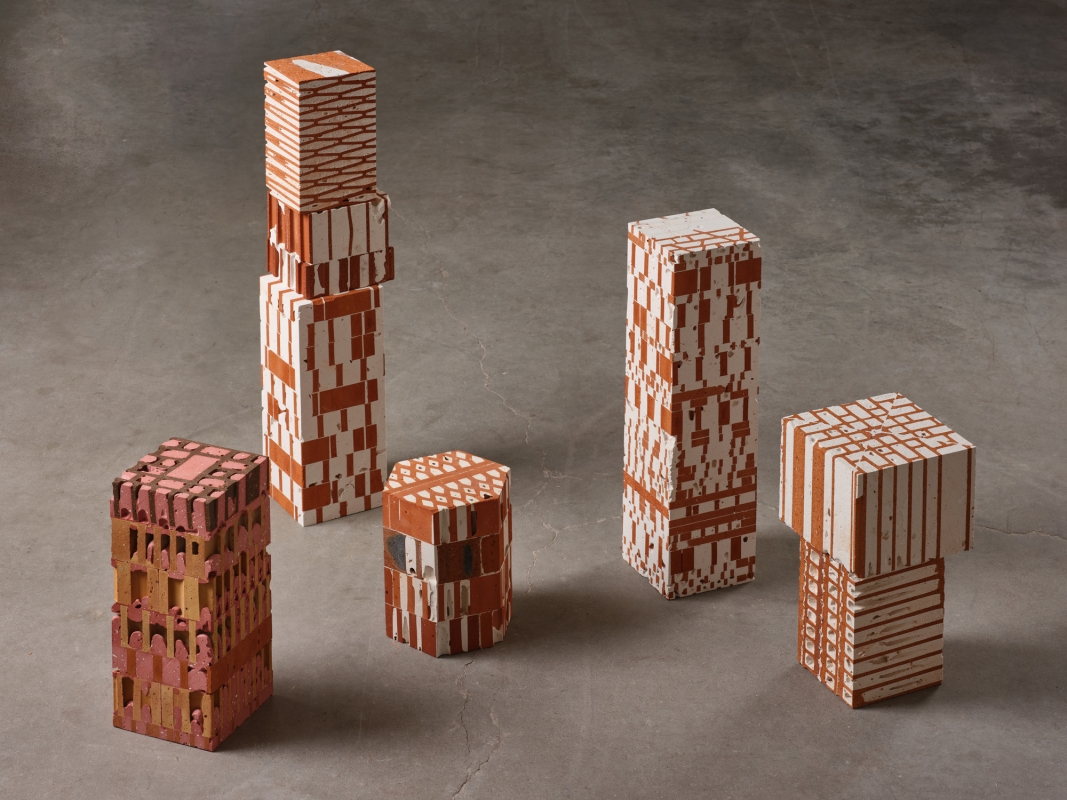 http://www.aurelienveyrat.com/files/gimgs/th-43_Aurélien Veyrat_c_studio_b_helle 49.jpg