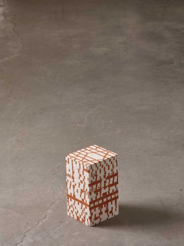 http://www.aurelienveyrat.com/files/gimgs/th-43_Aurélien Veyrat_c_studio_b_helle 58.jpg