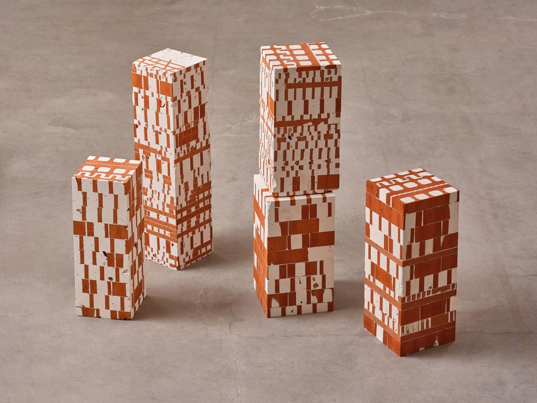 http://www.aurelienveyrat.com/files/gimgs/th-44_Aurélien Veyrat35.jpg