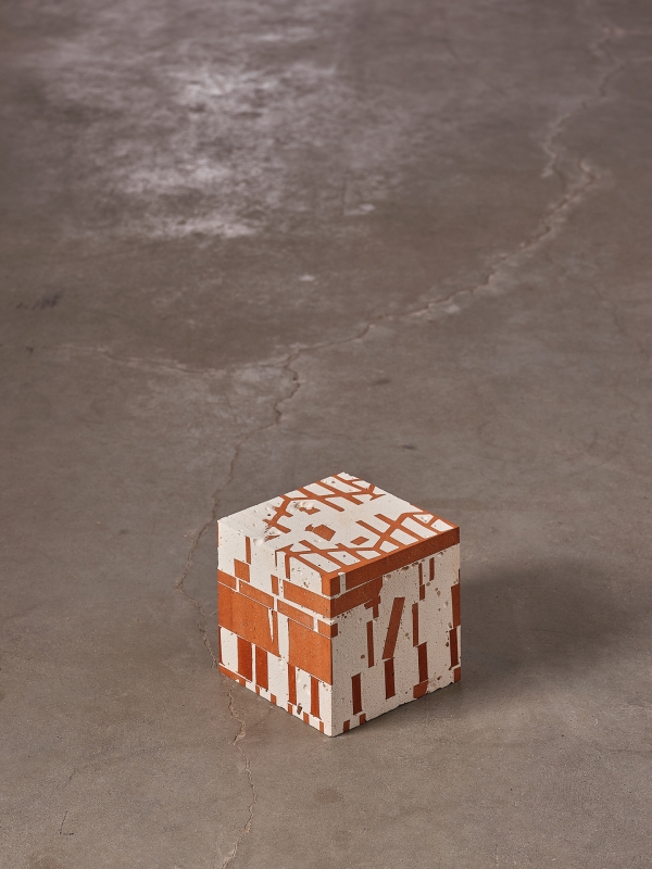 http://www.aurelienveyrat.com/files/gimgs/th-45_Aurélien Veyrat 29.jpg
