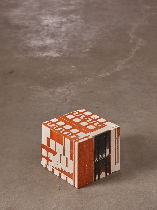 http://www.aurelienveyrat.com/files/gimgs/th-45_Aurélien Veyrat 34.jpg