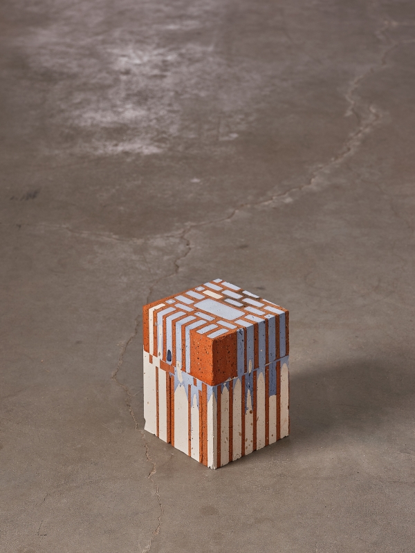 http://www.aurelienveyrat.com/files/gimgs/th-45_Aurélien Veyrat 21.jpg