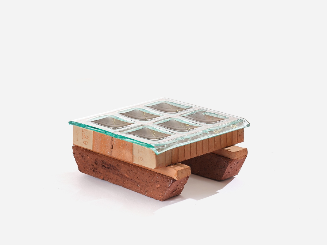 http://www.aurelienveyrat.com/files/gimgs/th-46_Aurélien Veyrat 13_v2.jpg