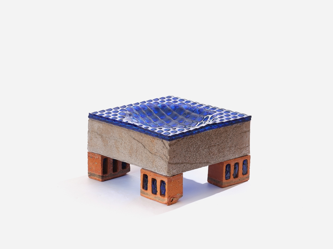 http://www.aurelienveyrat.com/files/gimgs/th-46_Aurélien Veyrat 28_v2.jpg