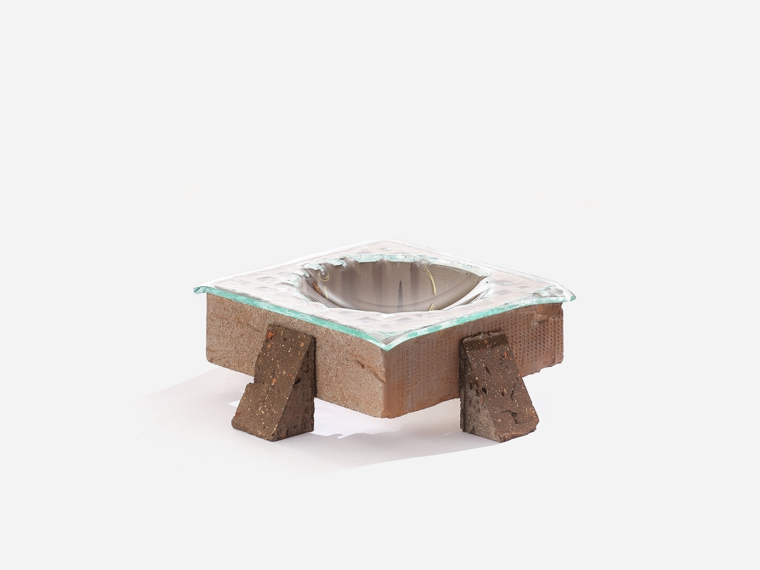 http://www.aurelienveyrat.com/files/gimgs/th-46_Aurélien Veyrat 16_v2.jpg
