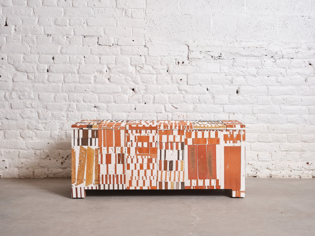 http://www.aurelienveyrat.com/files/gimgs/th-49_Aurélien veyrat_c_studio_b_helle 23.jpg
