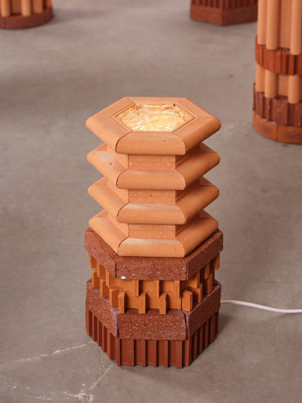http://www.aurelienveyrat.com/files/gimgs/th-50_Aurélien Veyrat_2500px150dpi_c_studio_b_helle 5.jpg