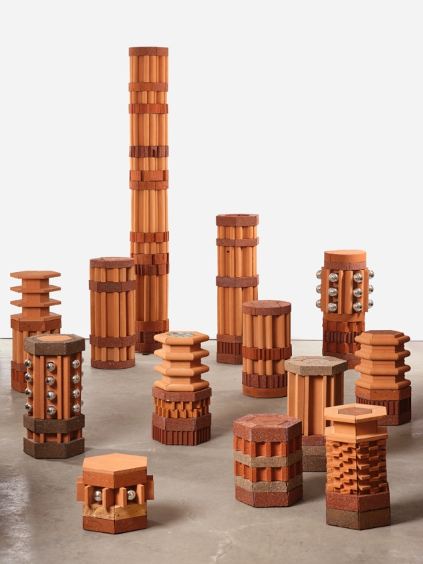 http://www.aurelienveyrat.com/files/gimgs/th-50_Aurélien Veyrat_2500px150dpi_c_studio_b_helle 0.jpg