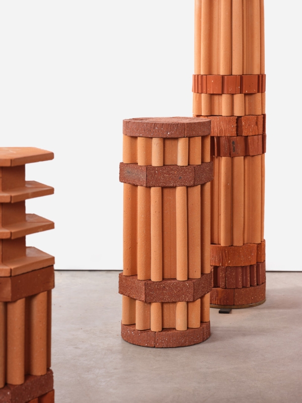 http://www.aurelienveyrat.com/files/gimgs/th-50_Aurélien Veyrat_2500px150dpi_c_studio_b_helle 18.jpg