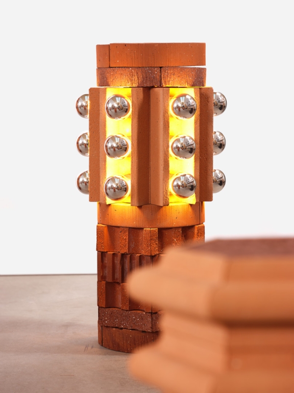 http://www.aurelienveyrat.com/files/gimgs/th-50_Aurélien Veyrat_2500px150dpi_c_studio_b_helle 10.jpg