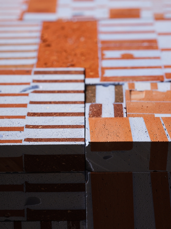 http://www.aurelienveyrat.com/files/gimgs/th-57_Aurélien Veyrat_c_studio_b_helle 94.jpg