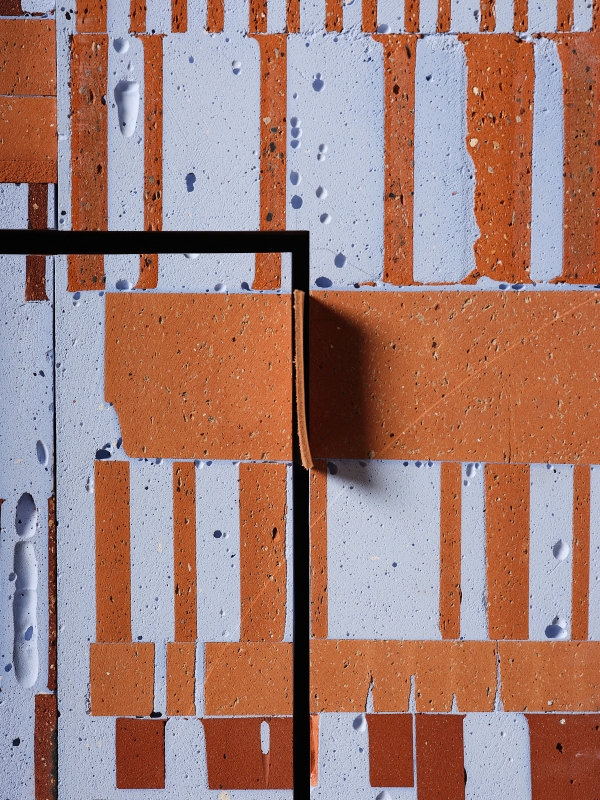 http://www.aurelienveyrat.com/files/gimgs/th-57_Aurélien Veyrat_c_studio_b_helle 93.jpg