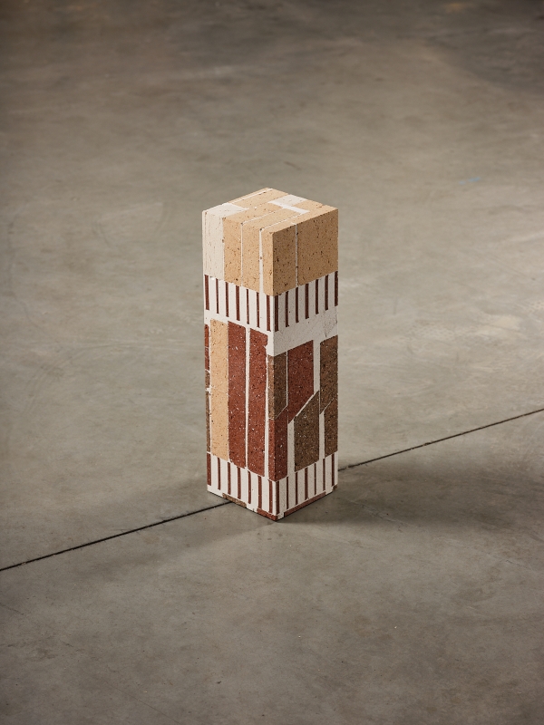 http://www.aurelienveyrat.com/files/gimgs/th-58_Aurélien Veyrat_c_studio_b_helle 33_v2.jpg