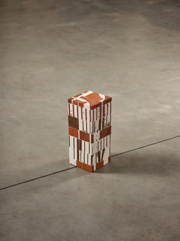 http://www.aurelienveyrat.com/files/gimgs/th-58_Aurélien Veyrat_c_studio_b_helle 44_v2.jpg