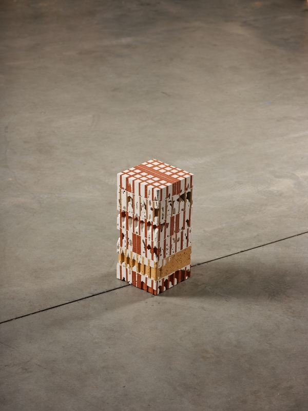 http://www.aurelienveyrat.com/files/gimgs/th-58_Aurélien Veyrat_c_studio_b_helle 11_v2.jpg