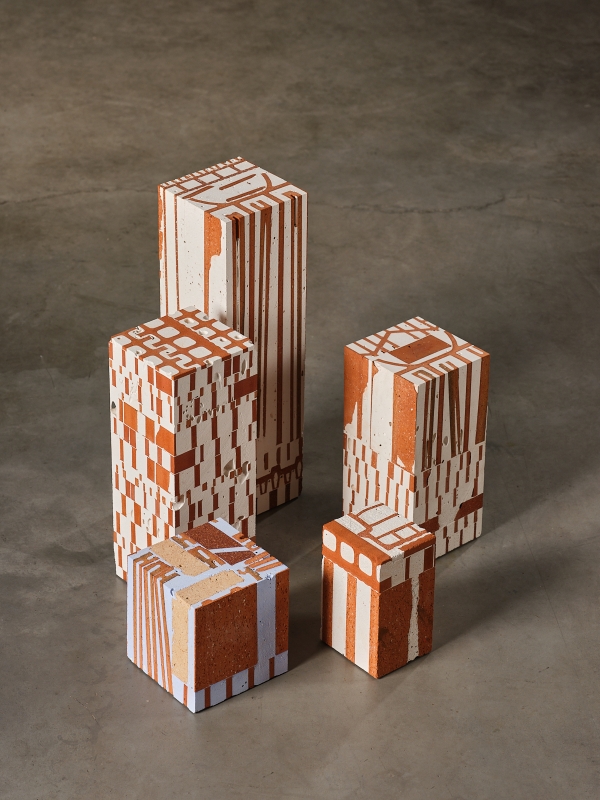 http://www.aurelienveyrat.com/files/gimgs/th-58_Aurélien Veyrat_c_studio_b_helle 63.jpg