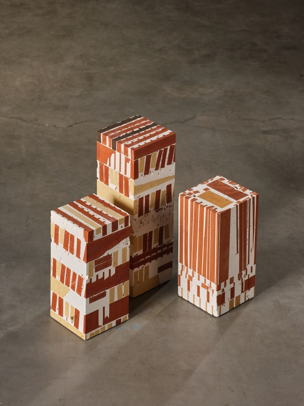http://www.aurelienveyrat.com/files/gimgs/th-58_Aurélien Veyrat_c_studio_b_helle 61.jpg