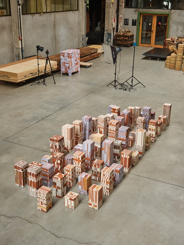 http://www.aurelienveyrat.com/files/gimgs/th-58_Aurélien Veyrat_c_studio_b_helle 67.jpg