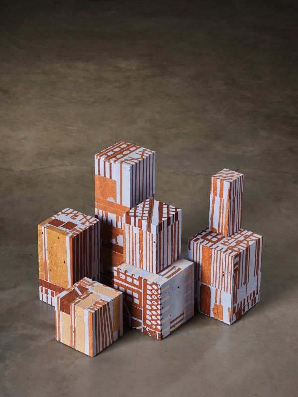 http://www.aurelienveyrat.com/files/gimgs/th-58_Aurélien Veyrat_c_studio_b_helle 54_v2.jpg