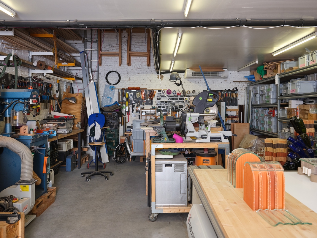 http://www.aurelienveyrat.com/files/gimgs/th-55_Aurélien Veyrat_c_studio_b_helle 15_v2.jpg